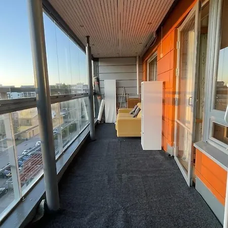 Modern Canal-side Retreat - Sauna & Huge Balcony Lägenhet Helsingfors