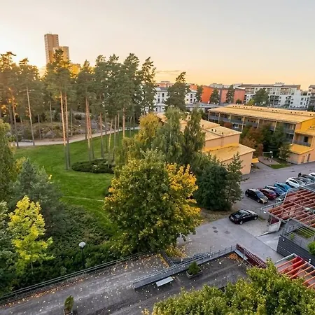 Modern Canal-side Retreat - Sauna & Huge Balcony Helsingfors